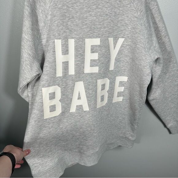 Brunette The Label 'Hey Babe' Grey Crew Neck Sweatshirt Size Small/Medium - Picture 9 of 16